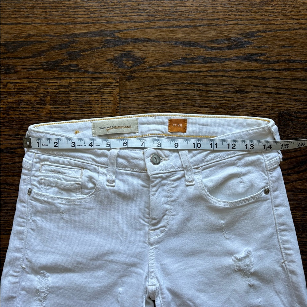 Anthropologie and the Letterpress White, 6” Inseam, Denim Shorts. Size 25. - Picture 5 of 7